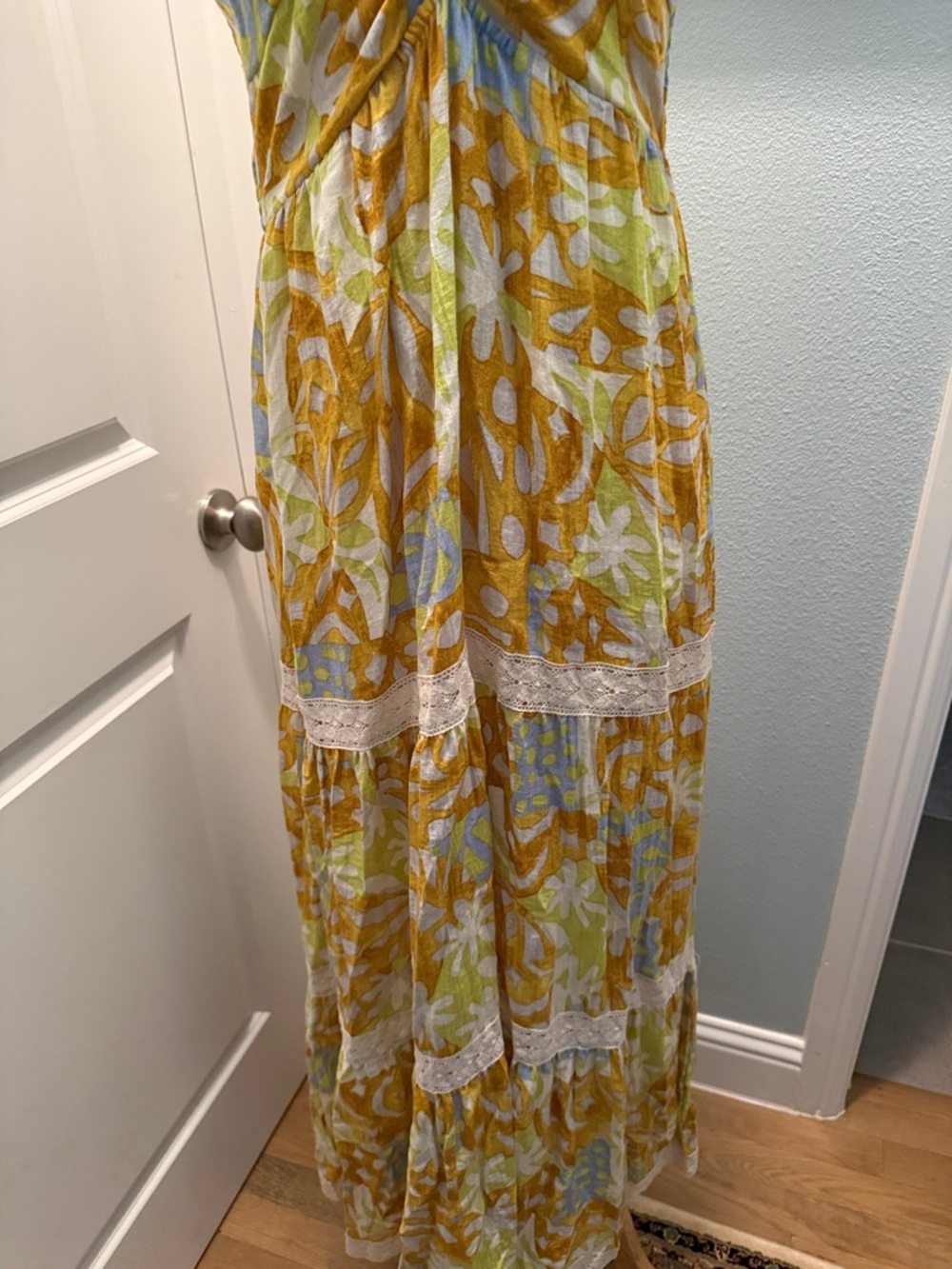ILLA ILLA Yellow Floral Halter Maxi Dress with Lace Trim - Picture 4 of 9